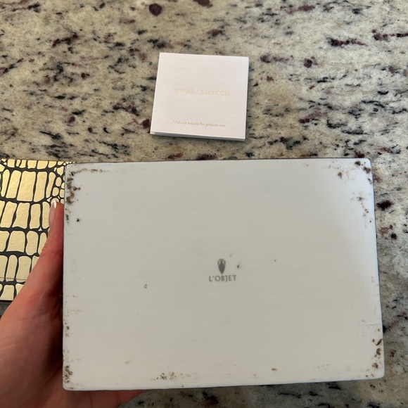 L’OBJECT Crocodile Box with Playing Cards (2 Decks) - Picture 2 of 3